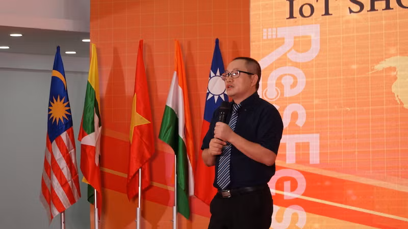 Ông Nguyễn Xuân Phong – Phó Hiệu trưởng Trường ĐH FPT tuyên bố khai mạc FPT Edu Research Festival 2019 – chương trình chuyên sâu về IoT lớn nhất của FPT Edu.