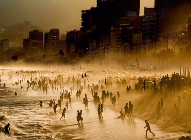 Bãi biển Ipanema, Rio de Janeiro, Brasil. Ảnh: Sandra Cattaneo Adorno