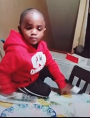 Ethan Adeyemi – cậu bé tự bỏ nhà đi.