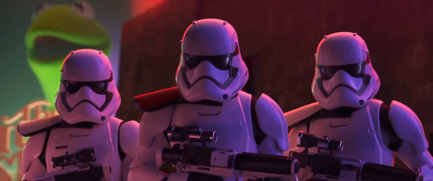 Từ siêu anh hùng Marvel đến lính gác vũ trụ Storm Trooper đều xuất hiện