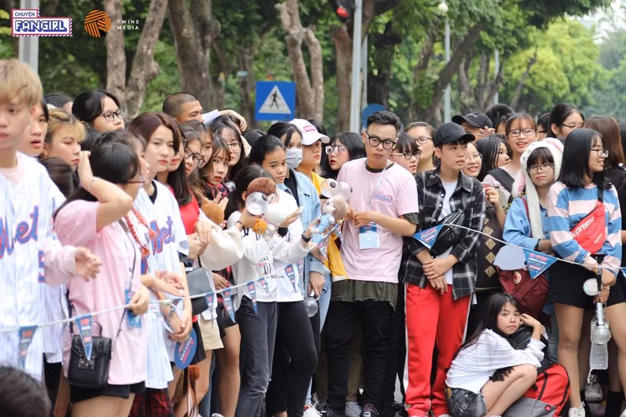 Sự kiện đã thu hút sự quan tâm của rất nhiều bạn fan K-Pop ở Hà Nội.