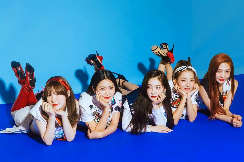 Không nghi ngờ gì nữa, đây chính là 5 nhóm nữ nổi bật nhất K-Pop năm 2018 ảnh 4