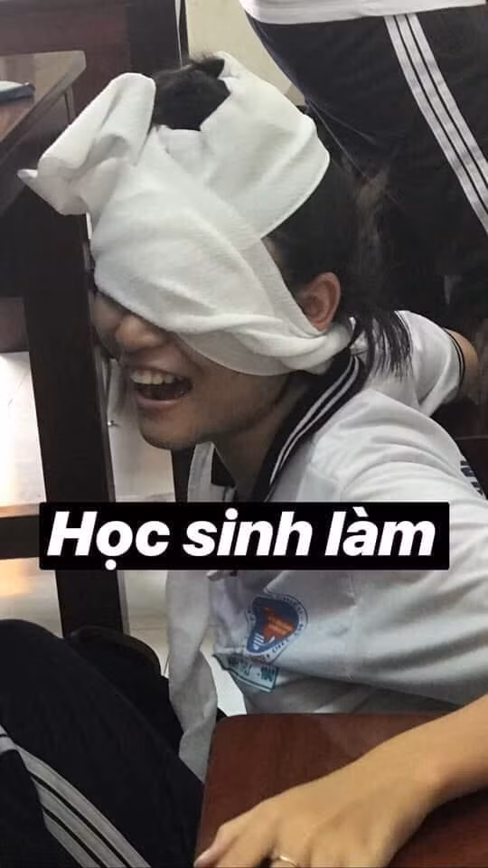 … và đây là “sản phẩm” học sinh làm khác xa so với hướng dẫn của thầy.