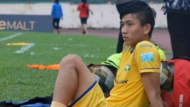 Nỗi buồn Phan Văn Đức. Ảnh: MINH GIANG.