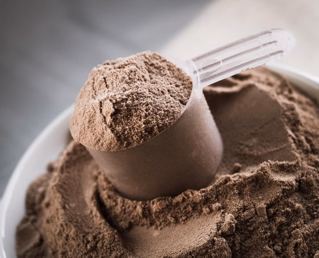 Muốn có bụng sáu múi, đừng quên ''thức ăn cho cơ bắp'' là Whey protein ảnh 1