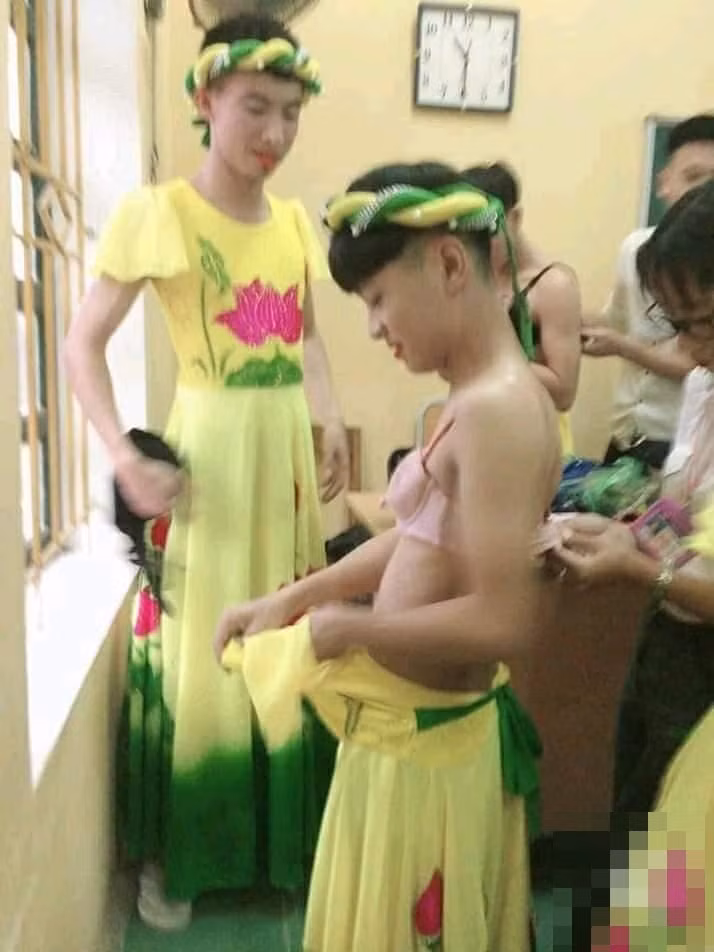 Đây có lẽ là lớp lầy lội nhất trường.