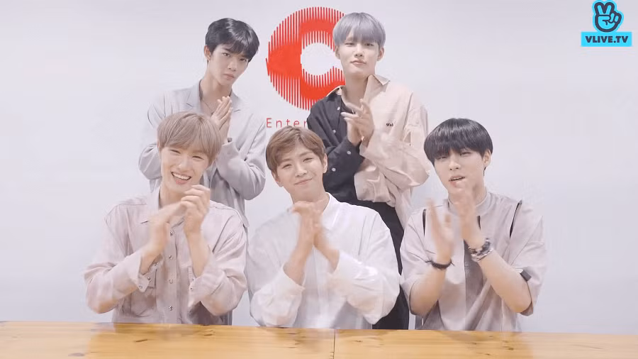 CIX hi vọng fan Việt có thể học fanchant khi nhóm đến Việt Nam biểu diễn ảnh 1 CIX hi vọng fan Việt có thể học fanchant khi nhóm đến Việt Nam biểu diễn ảnh 1