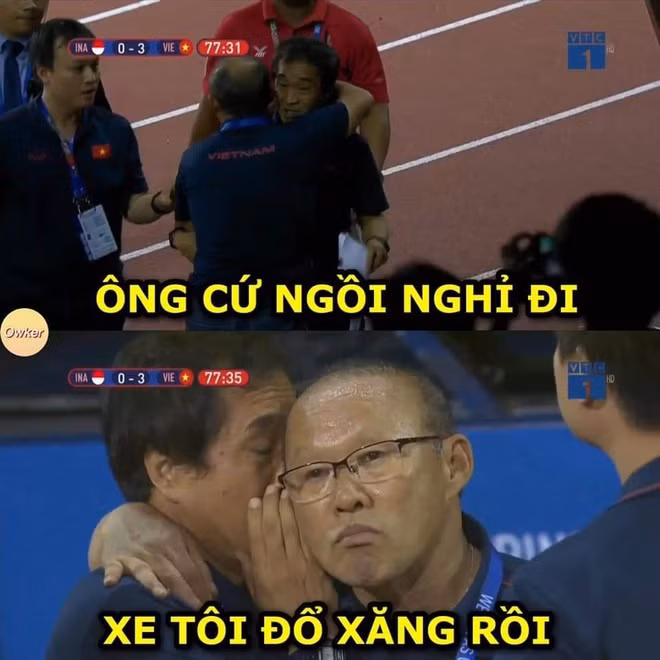 Sau khi trao đổi vấn đề chuyên môn với trợ lý Lee Young Jin, ông Park lên vị trí khán đài tiếp tục theo dõi trận đấu. Và đây là cuộc đối thoại giữa hai người đàn ông...