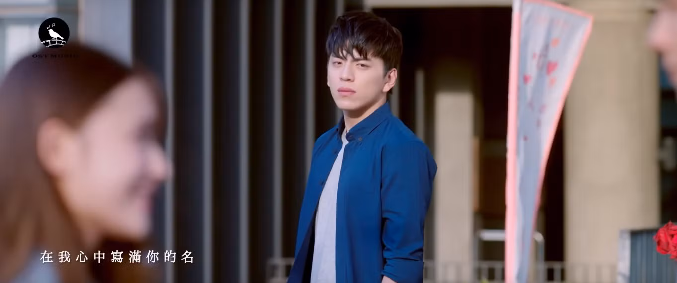 Và anh chàng đã vừa phải vừa buồn vừa 