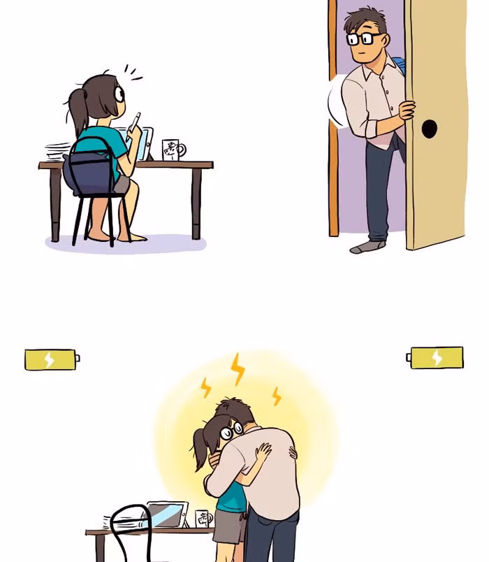 Nhưng mà có bạn trai to lớn cũng nhiều lợi ích lắm. Những lúc mệt mỏi, không cần thứ gì lớn lao đâu, chỉ cần vòng tay đủ ấm cũng khiến các cô xiêu lòng rồi. Bước vào yêu thì phải chấp nhận thôi, "lỡ" rồi.