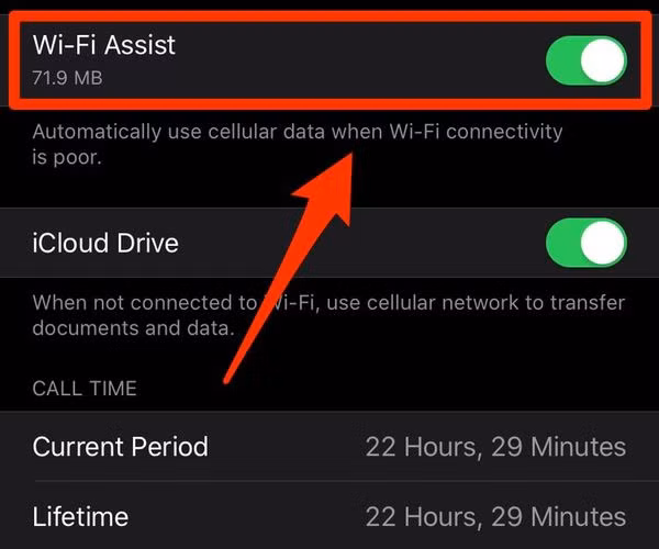 Cuộn xuống dưới và chọn tắt chế độ “Wi-Fi Assist”.