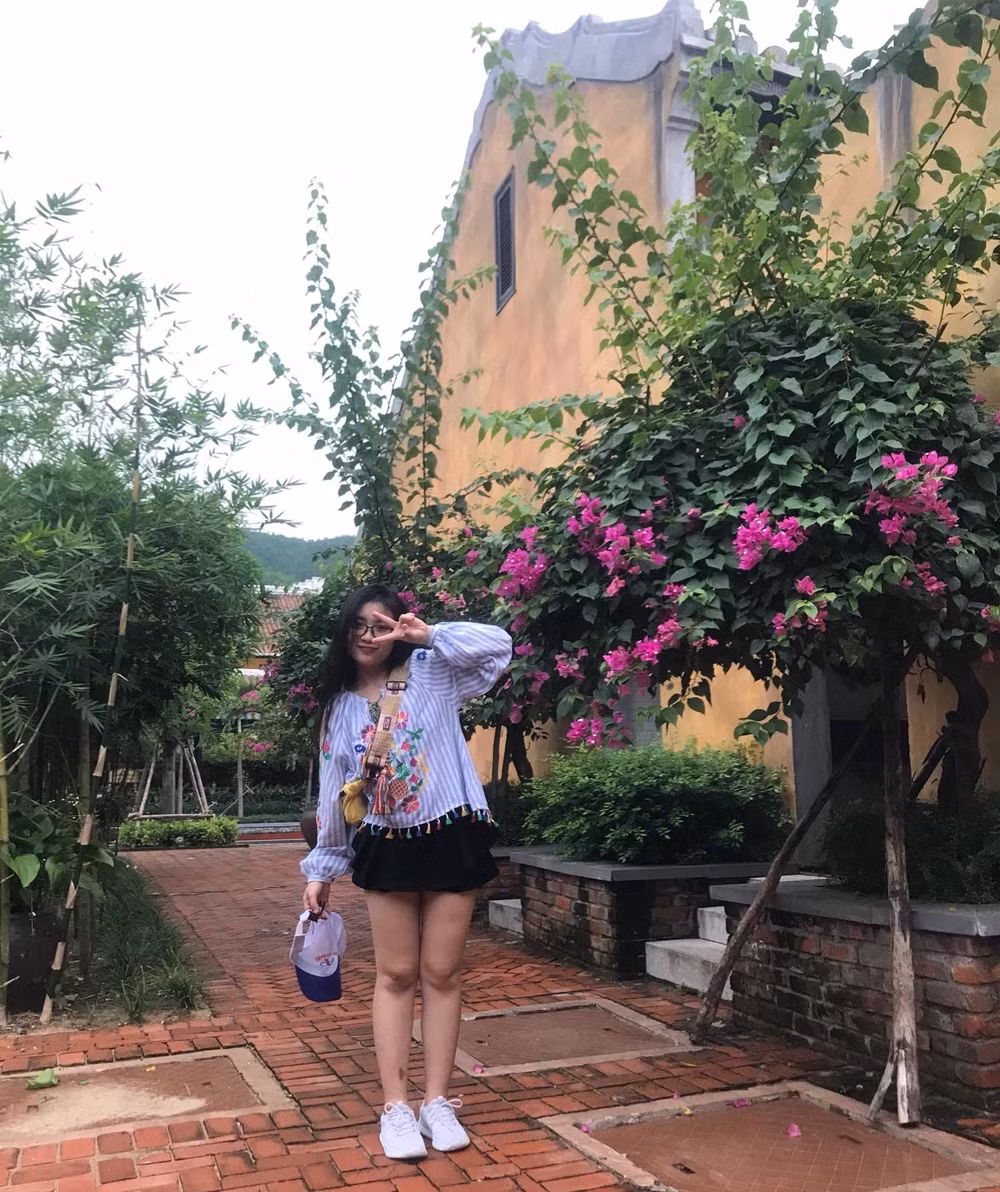 Cô nàng rất thích đi du lịch, trải nghiệm ở nhiều nơi.