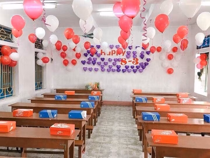 Lớp nhà người ta cũng "sang" không kém.