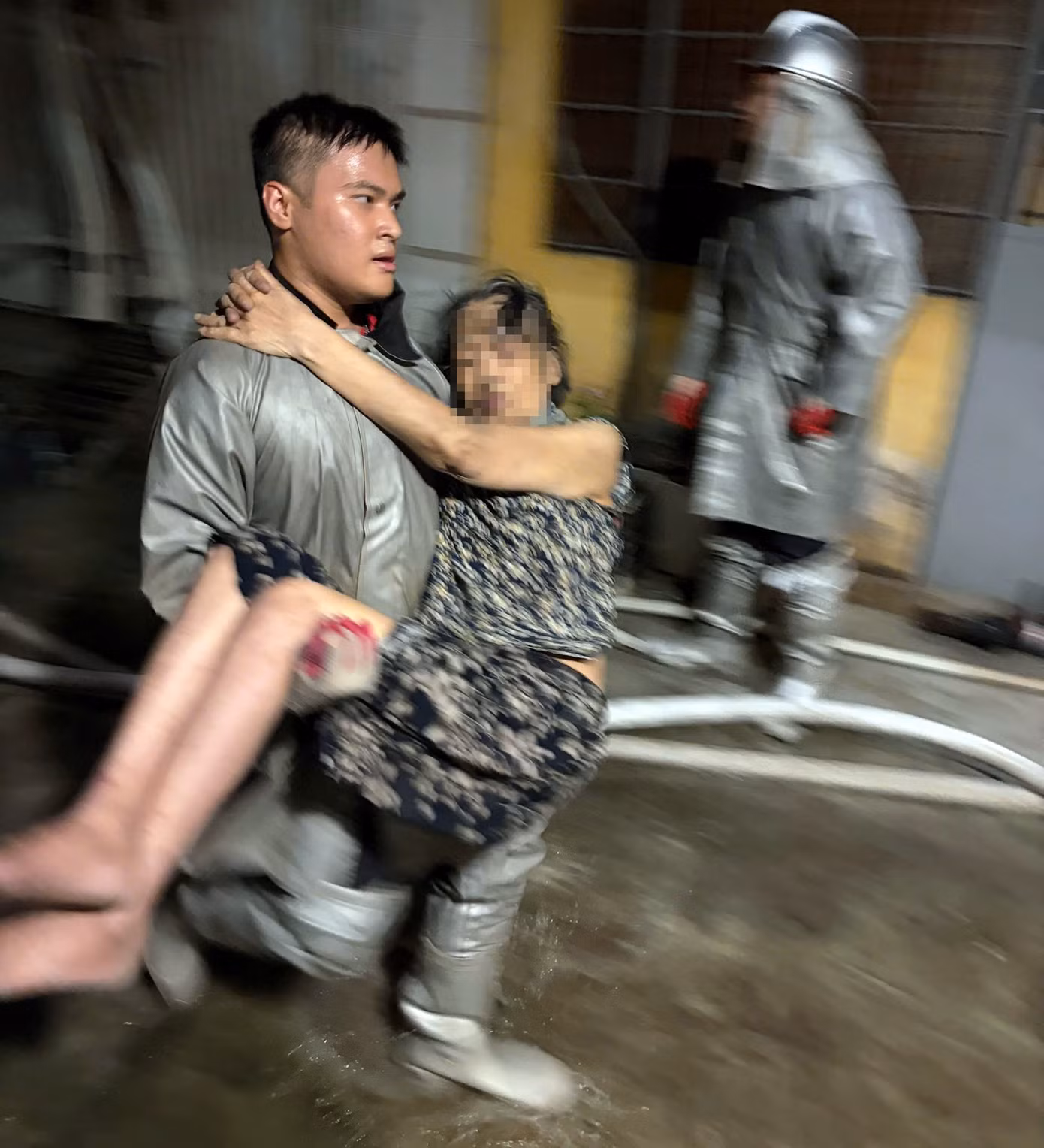 cuu-nguoi.jpg