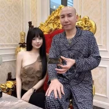 phu-le-co-giao-huong.jpg