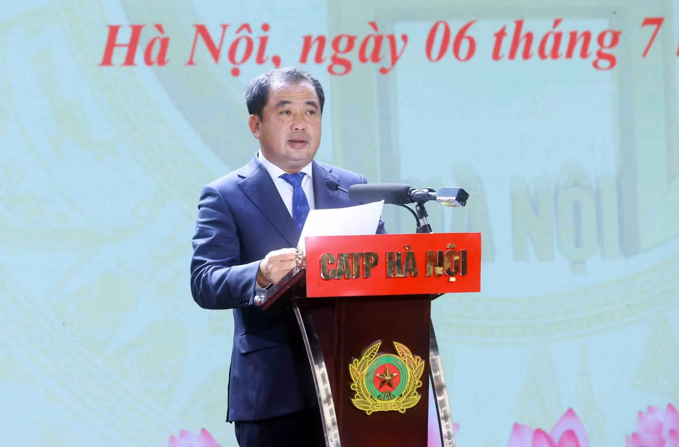 cahn6.jpg