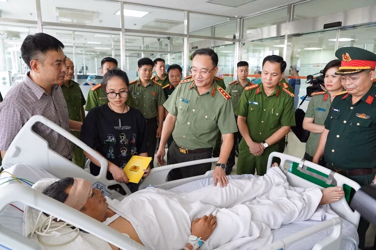tham-hoi.jpg