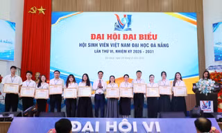 Sinh viên Đà Nẵng phải phấn đấu thành công dân số, công dân toàn cầu