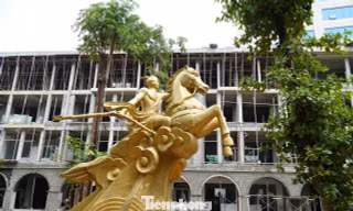 Đà Nẵng: Xây trường chậm tiến độ, hàng trăm học sinh phải đi học nhờ