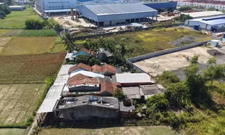 Những mái nhà chờ... sập giữa vùng quy hoạch treo cạnh khu công nghiệp