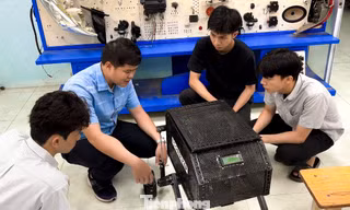 Sinh viên Đà Nẵng sáng tạo robot, AI vì cộng đồng