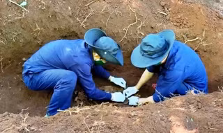 Tìm thấy hài cốt liệt sĩ Việt Nam trong rẫy cà phê ở Lào