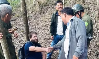Cứu hộ du khách Đức bị gãy chân khi phượt một mình trên núi ở Đà Nẵng