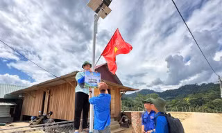 Sôi nổi Mùa hè xanh ở xã biên giới Đà Nẵng