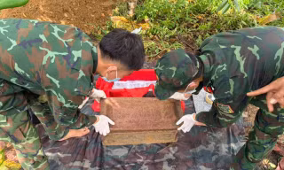 Phát hiện hài cốt liệt sĩ cùng nhiều di vật trong vườn nhà dân ở Đà Nẵng