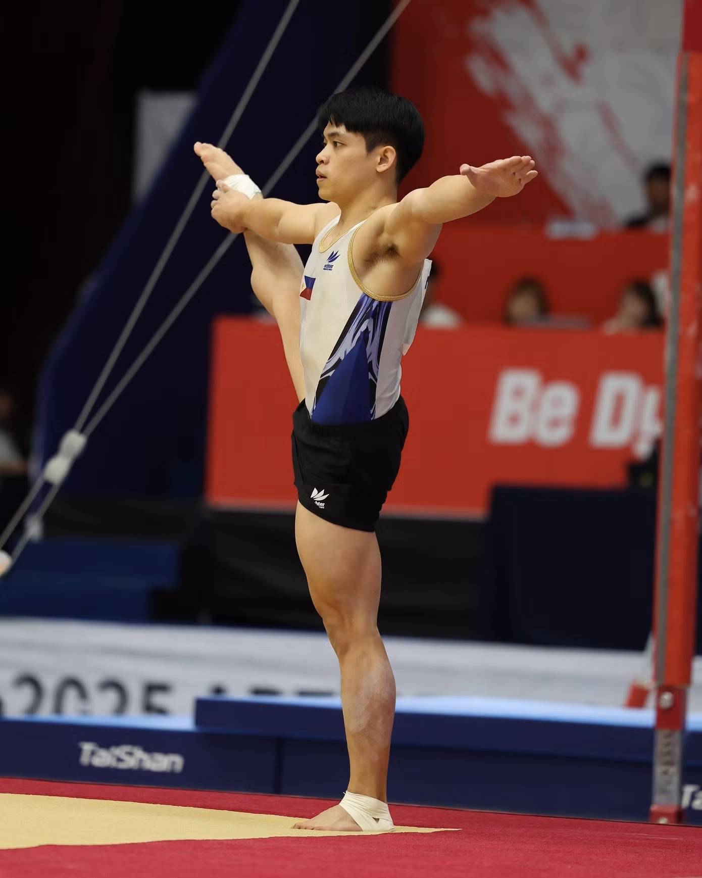 1764925228-carlos-yulo-asian-cha.jpg