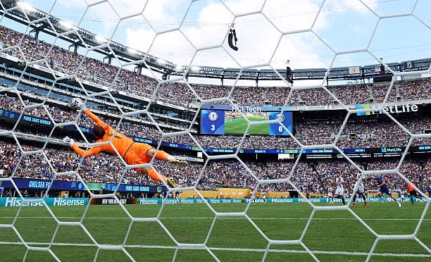 gettyimages-2224944931-612x612.jpg