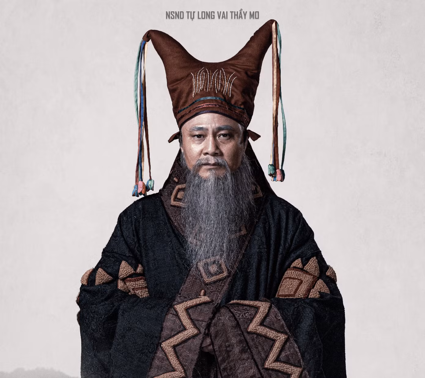 hlts-portrait-character-poster-thay-mo.jpg