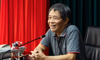 Nhà báo Vũ Huyến: 'Chất liệu đắt giá nằm ngay trong hơi thở bình dị của cuộc sống'