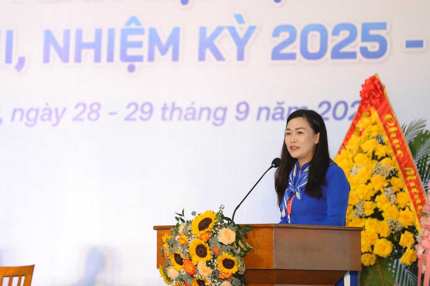 11dai-hoi-doan-dhqg-ha-noi.jpg