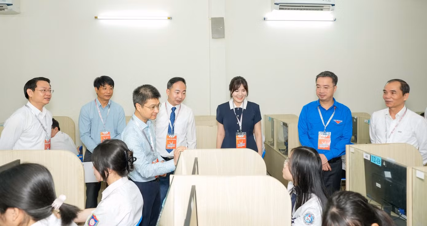 1vo-dich-tin-hoc-van-phong-the-gioi.jpg