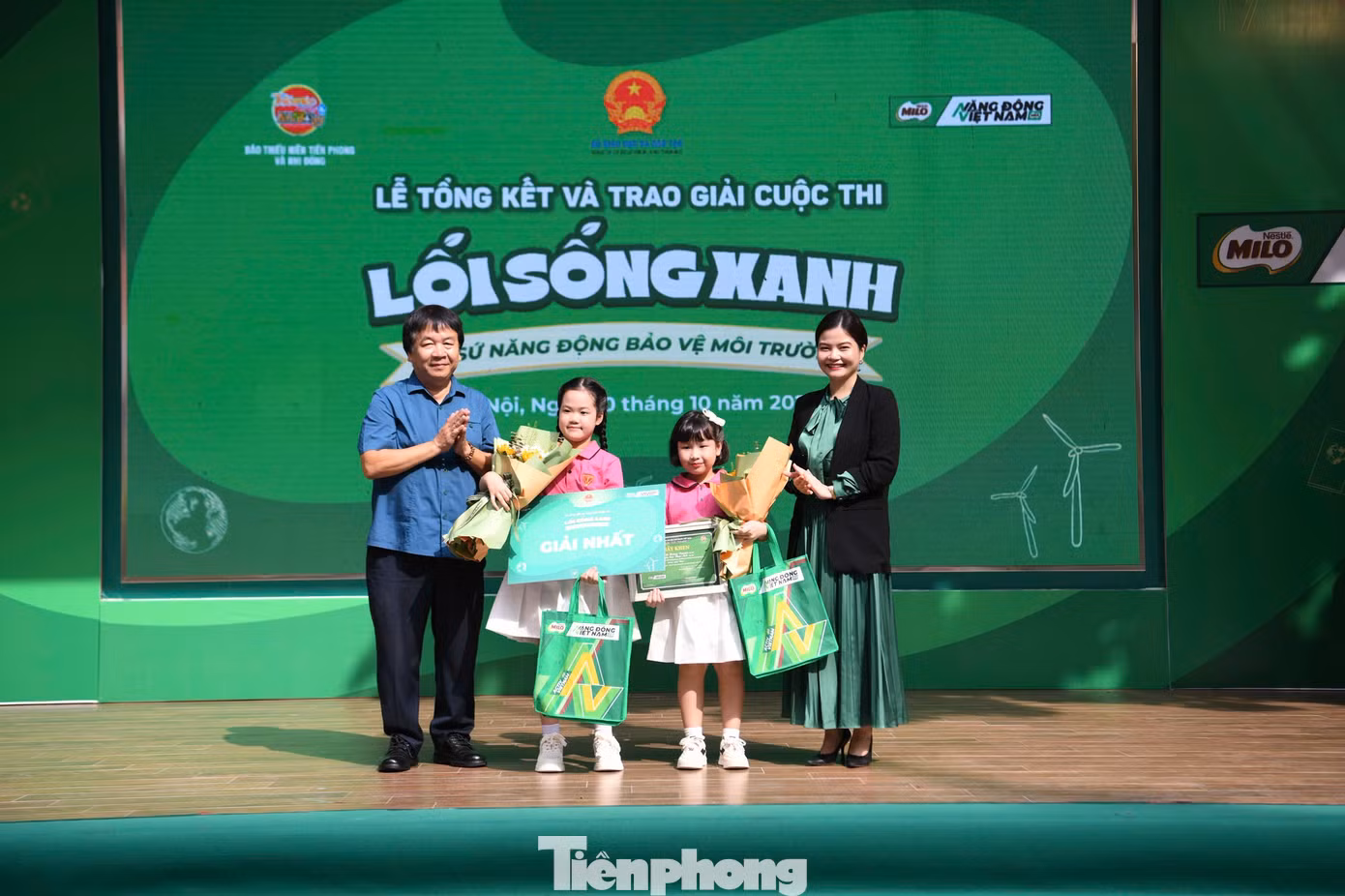 tp_lan-toa-song-xanh-4.jpg
