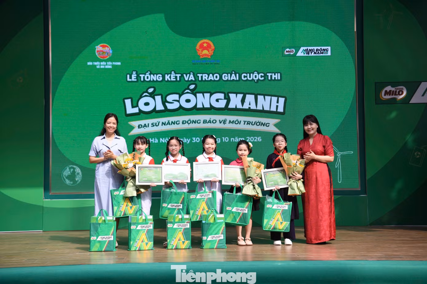 tp_lan-toa-song-xanh-5.jpg