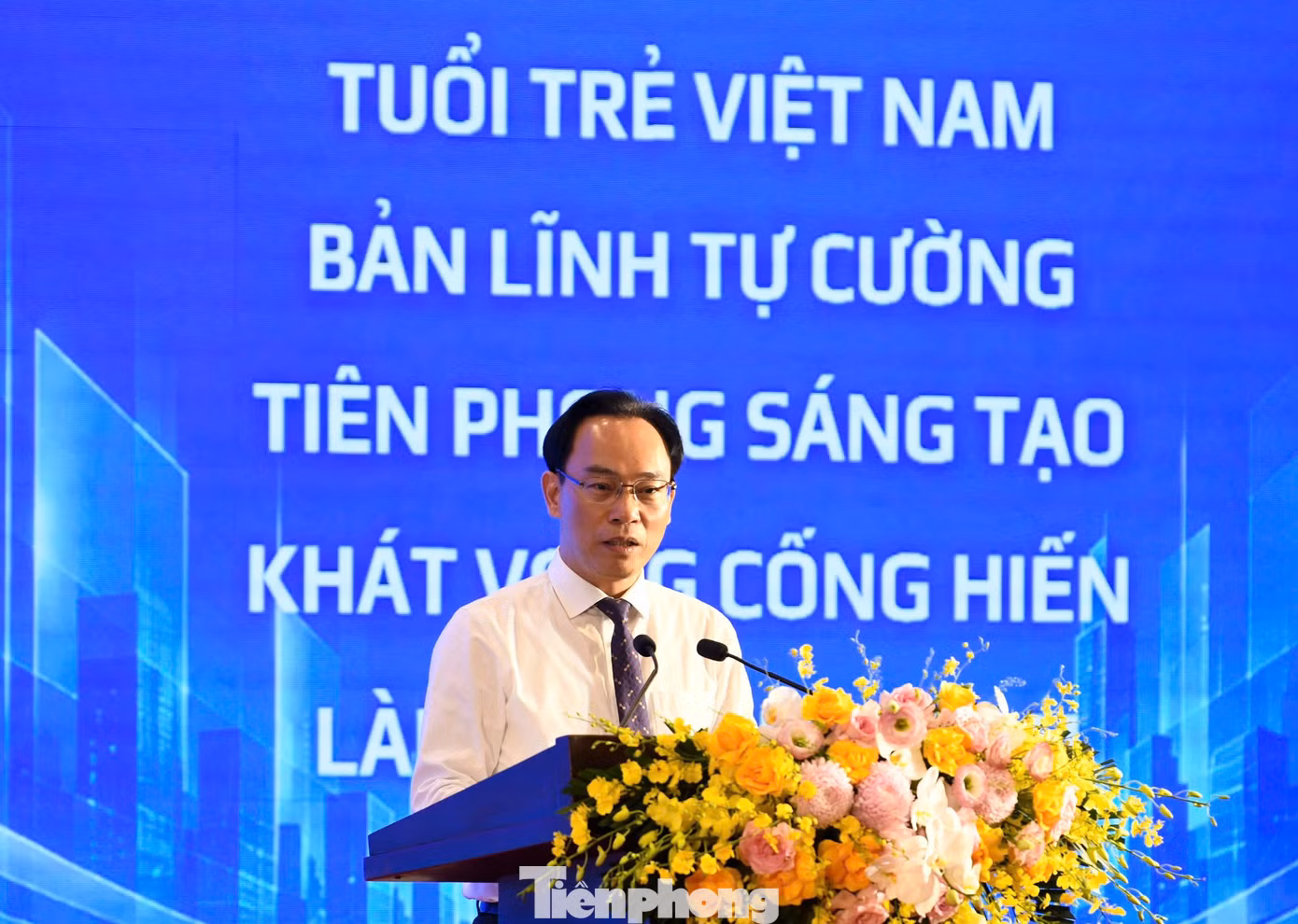tp_thu-tuong-doi-thoai-thanh-nien13.jpg