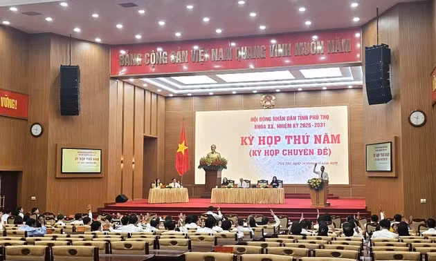 Bãi nhiệm Phó Chủ tịch UBND tỉnh Phú Thọ Nguyễn Huy Ngọc