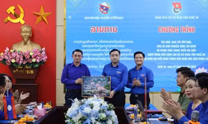 Tuổi trẻ Nghệ An vun đắp tình hữu nghị Việt Nam - Lào