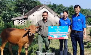 Món quà đặc biệt thắp niềm tin cho thanh niên khó khăn