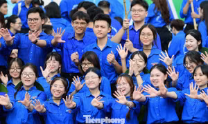 Hàng nghìn sinh viên Thủ đô mang nhiệt huyết tuổi trẻ đến Chiến dịch Mùa Hè Xanh 2026