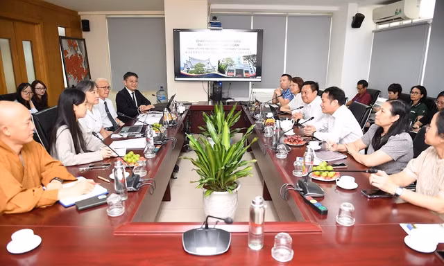 Công ty CP Tiền Phong làm việc với Đại học Từ Tế (Đài Loan, Trung Quốc)