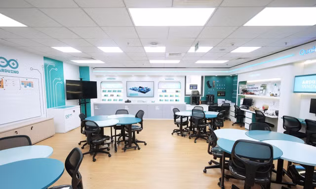 Swinburne Vietnam khai trương không gian đổi mới sáng tạo mới gắn liền với doanh nghiệp