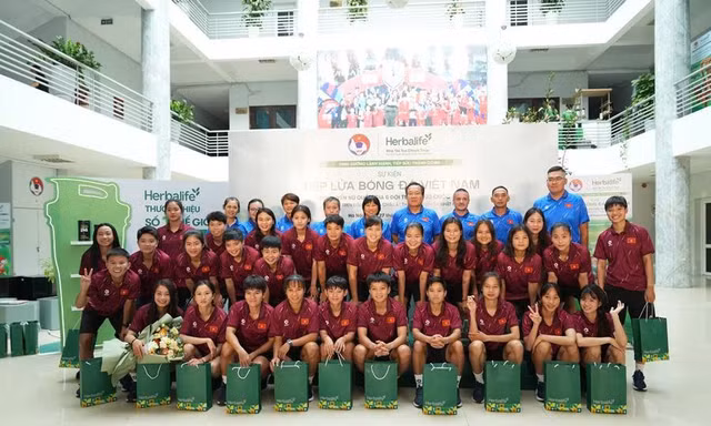 Herbalife cùng người hâm mộ tiếp lửa đội tuyển Việt Nam chinh phục Đấu trường Châu Á 2026.