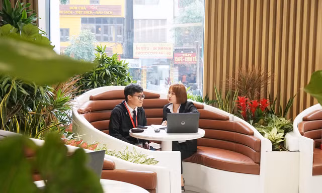 Bài 3: Khi thịnh vượng bắt đầu có câu chuyện của nhiều thế hệ 