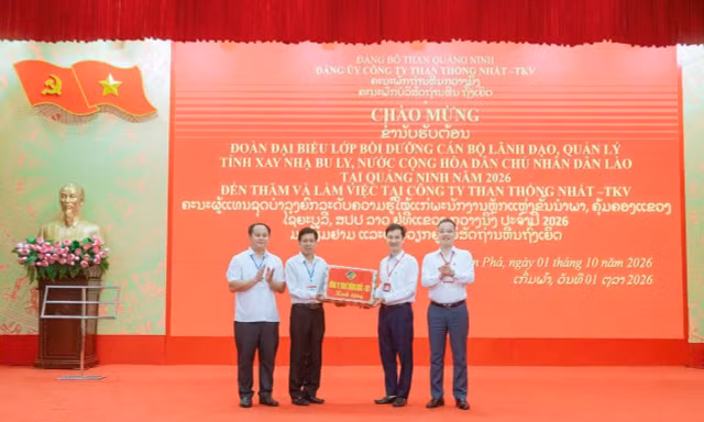 Gắn kết nghĩa tình Việt - Lào từ cuộc gặp tại Than Thống Nhất - TKV