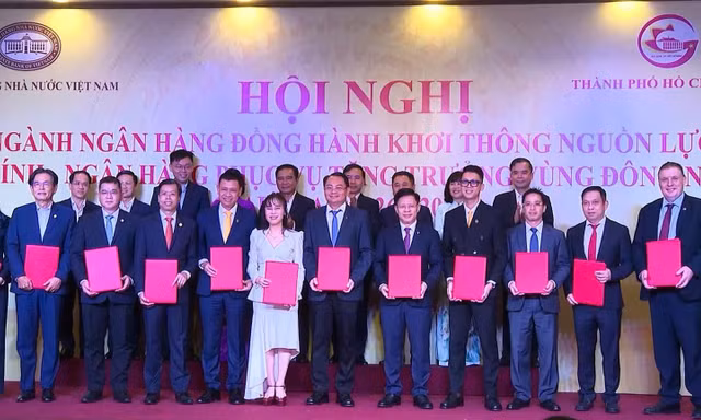 Cam kết tiên phong, kiến tạo sức bật Đông Nam Bộ