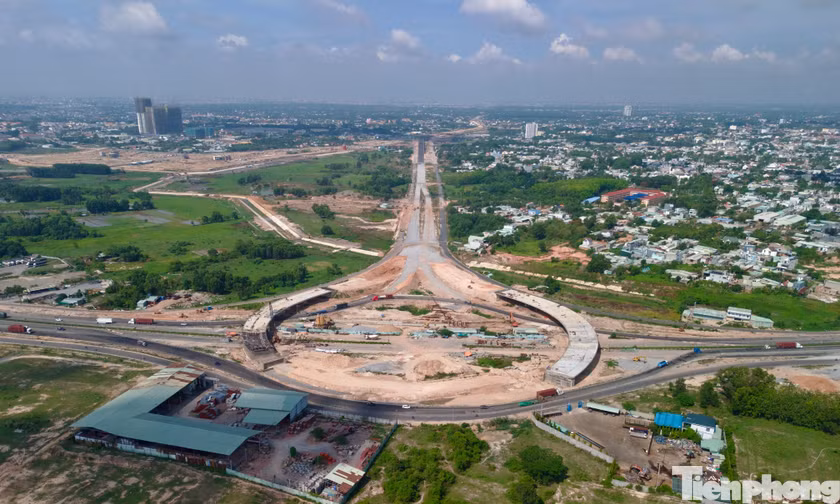Toàn cảnh đường Vành đai 3 TPHCM qua khu vực Bình Dương sau gần 3 năm thi công