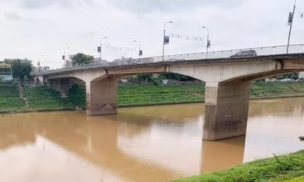 Sự thực thông tin cầu Đông Kinh bị nứt ngang